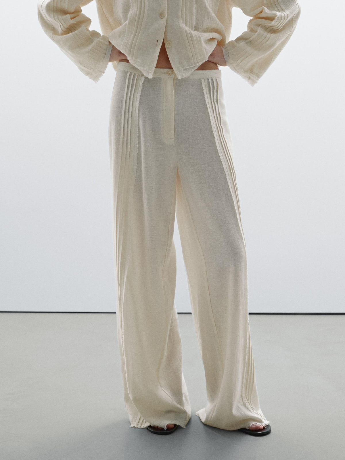 Massimo Dutti Ecru Cotton Blend Top & Wide-Leg Trousers Set (Surplus - New)