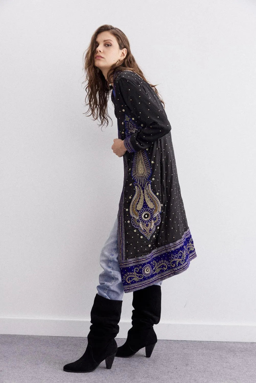 Rapsodia Sultan Kimono in Embellished Satin (Surplus - New)