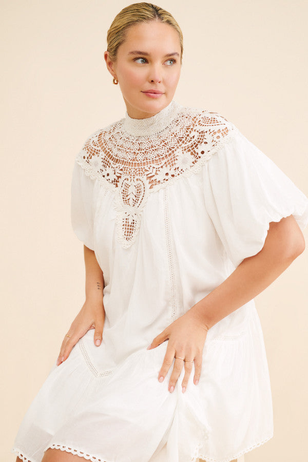 ANTHROPOLOGIE High-Neck Lace Tunic Mini Dress (Surplus)