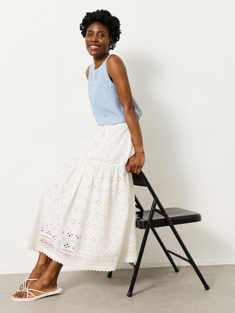 FatFace Winnie Broderie Midi Skirt in White (Surplus - New)