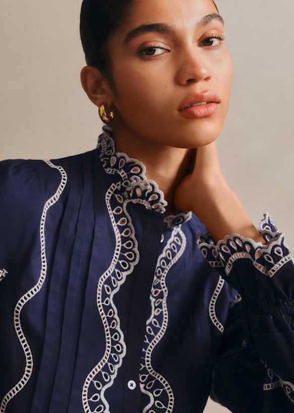 Sézane Françoise Shirt Ecru on Navy Background (Surplus - New)